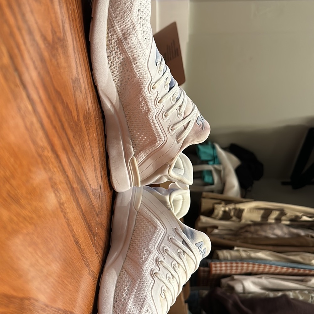 APL sneakers - Picture 2 of 3